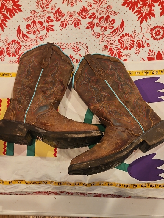 Justin Boots Shoes - Justin Cowboy Boots Size 10B Womens